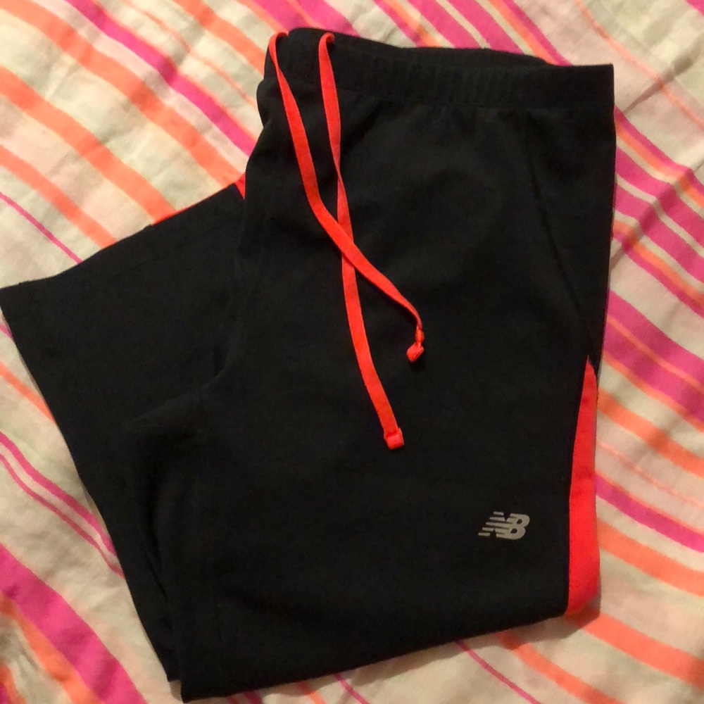 Size XL New Balance Cropped Athletic Pants